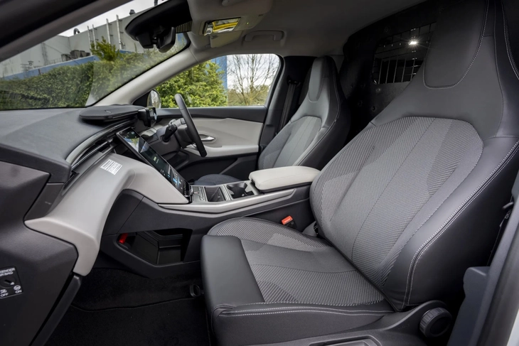 Ford Explorer - Ảnh 3.