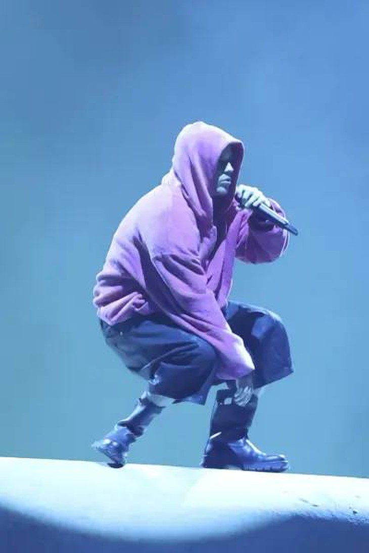 Justin Bieber kiếm 10 triệu USD khi chỉ 'ngồi lướt YouTube' - Ảnh 2.