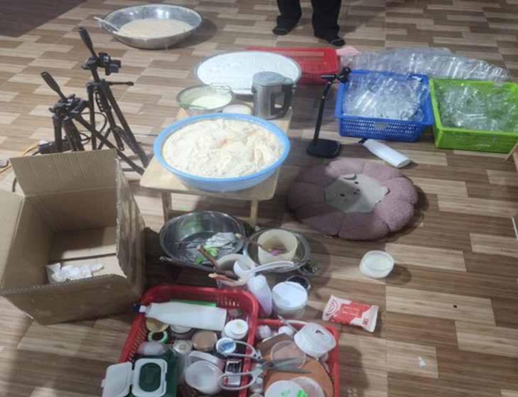 mỹ phẩm - Ảnh 1.