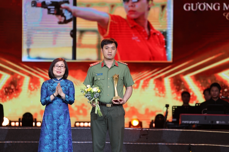 Cầu thủ Đình Bắc nói về ước mơ ra nước ngoài thi đấu - Ảnh 4.