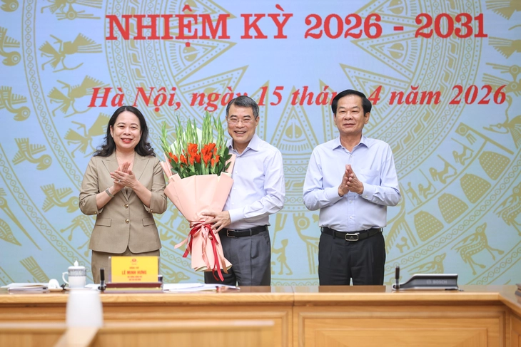 Thủ tướng Lê Minh Hưng: Càng khó khăn càng phải tiết kiệm mua sắm, tổ chức hội nghị, hội thảo… - Ảnh 3.