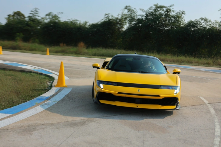 Ferrari 849 Testarossa - Ảnh 4.