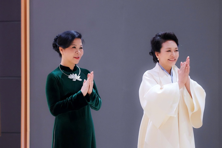 Tổng Bí thư, Chủ tịch nước Tô Lâm kết thúc tốt đẹp chuyến thăm Trung Quốc, đi tàu hỏa về Việt Nam - Ảnh 6.