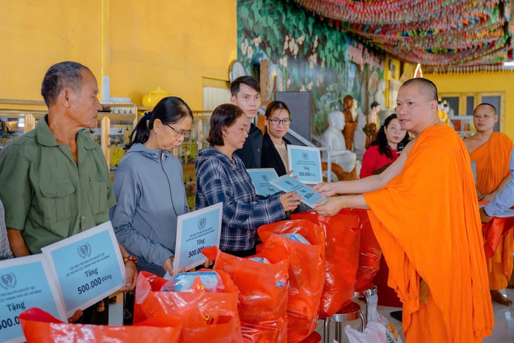 người khuyết tật - Ảnh 3.