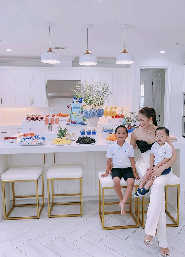 Phạm Hương - Ảnh 4.