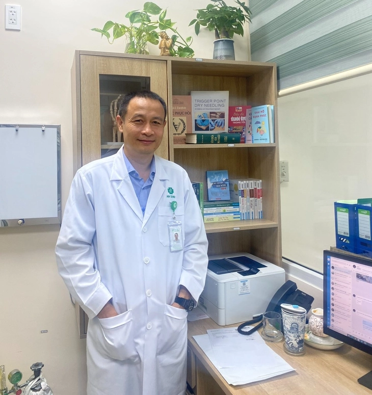 Chỉnh dáng cho trẻ vẹo cột sống bằng cách nào? - Ảnh 3.