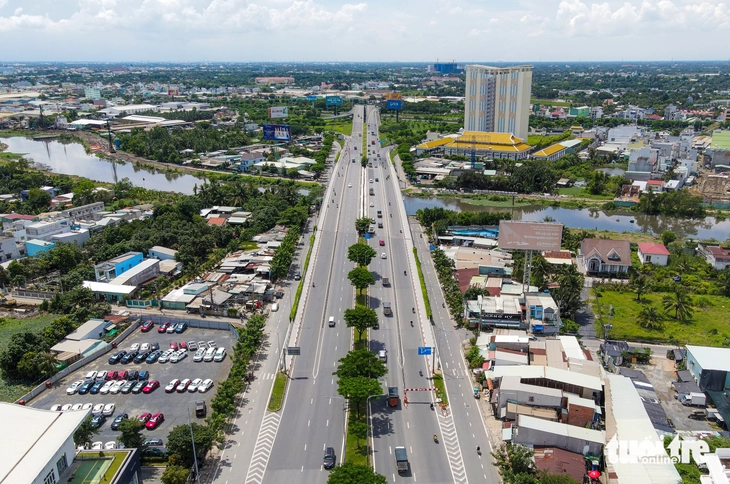 đường Võ Văn Kiệt - Ảnh 1.