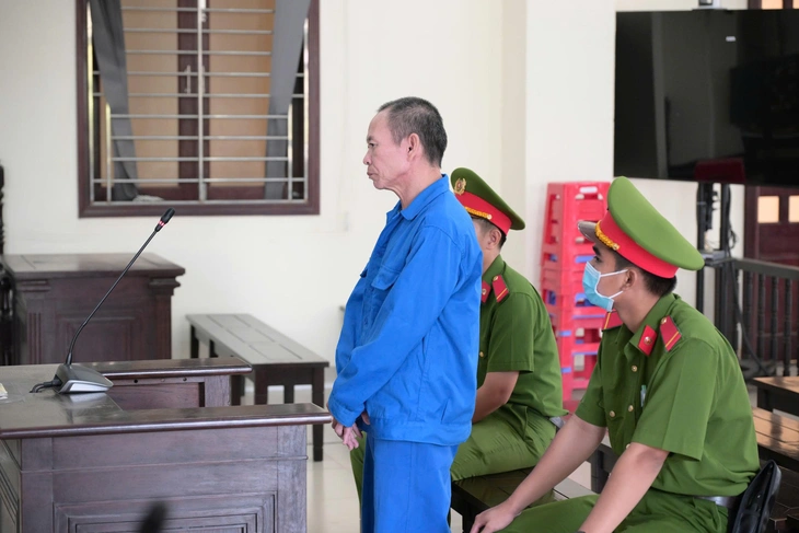 Mâu thuẫn tranh chấp đất đai, người cậu đâm cháu 7 nhát dao - Ảnh 1.