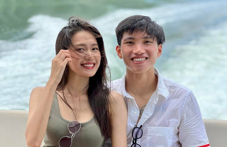 Cầu thủ kết duyên với mỹ nhân Việt: Người viên mãn, kẻ 'việt vị' - Ảnh 1.