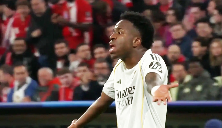 Vinicius vẫn đá hay, nhưng khó… ‘chơi chung’ - Ảnh 1.