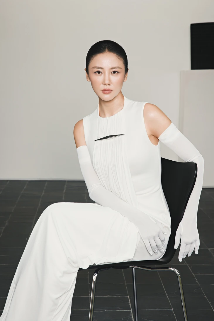 Văn Mai Hương - Ảnh 2.