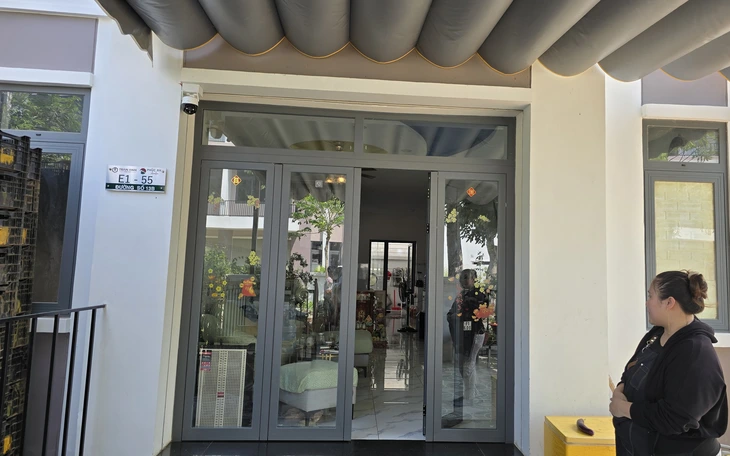 Dân tự tháo dỡ nhà trái phép, nút thắt mặt bằng quốc lộ 15D dần được gỡ - Ảnh 5.