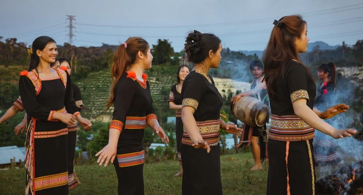 Quảng Ngãi - Ảnh 8.