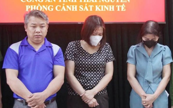 Không được ở nhờ, người đàn ông ở Thái Nguyên cố tình chống đối làm 2 công an bị thương - Ảnh 4.