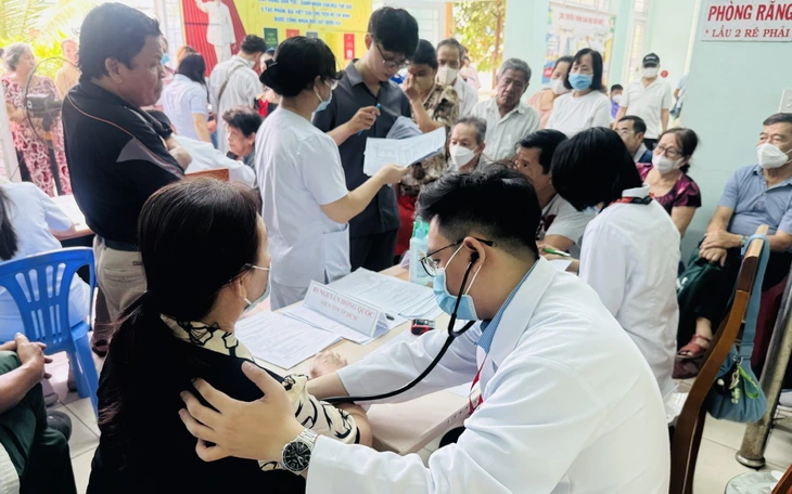 Xây dựng 'xã hội phúc lợi' - Ảnh 1.