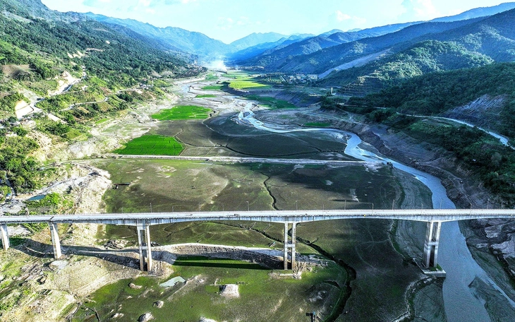 Thời tiết hôm nay 18-4: Bắc Bộ và Bắc Trung Bộ mưa ngày, Nam Bộ nắng nóng, chiều mưa dông vài nơi - Ảnh 3.