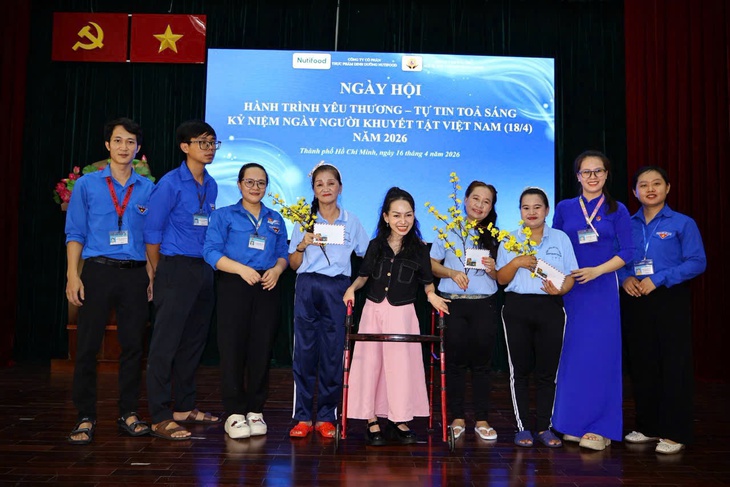 người khuyết tật - Ảnh 2.