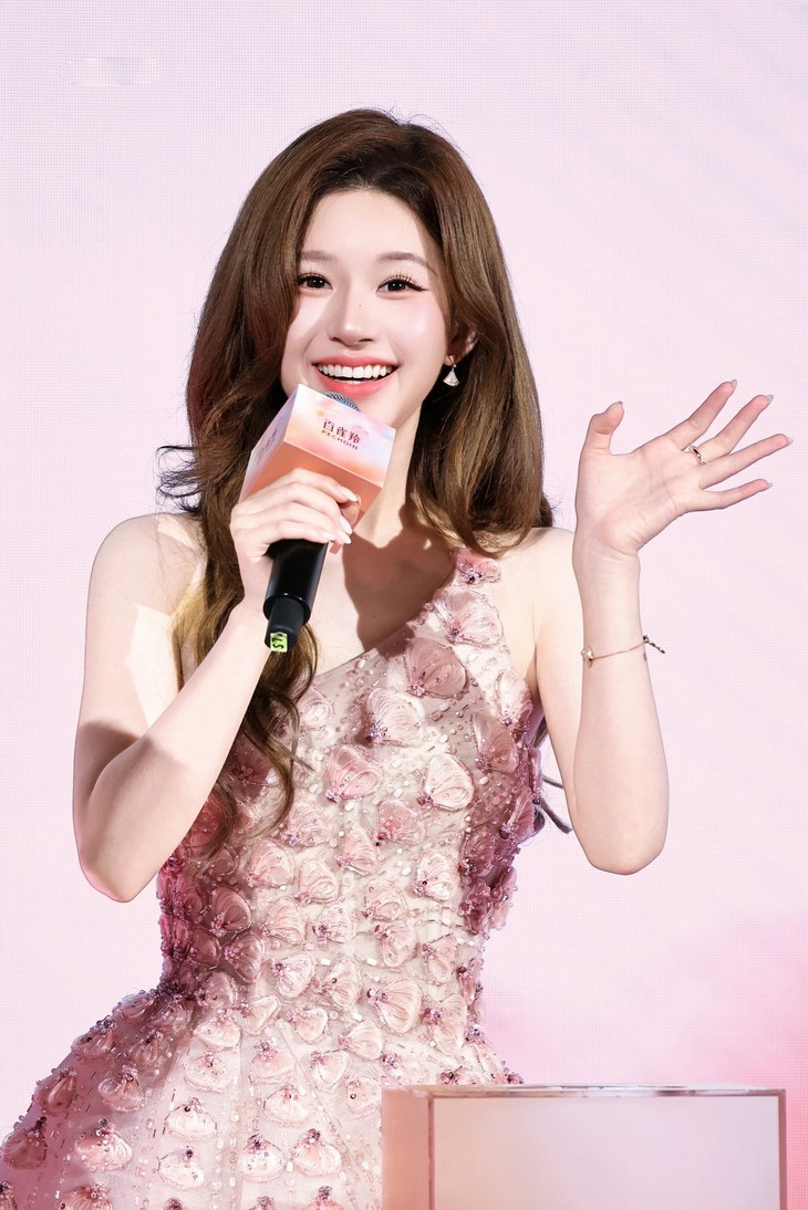 Triệu Lộ Tư - Ảnh 2.