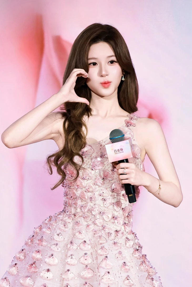 Triệu Lộ Tư - Ảnh 5.