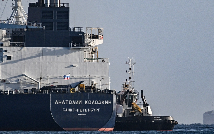 Ukraine sẽ nhận khoản vay 106 tỉ USD từ EU sau khi Hungary bỏ quyền phủ quyết - Ảnh 2.