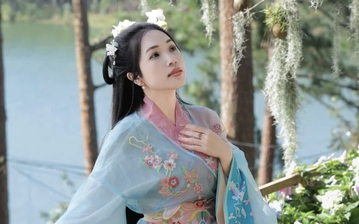 Bé trai mắc bệnh hiếm được hồi sinh nhờ gan và thận của bố mẹ - Ảnh 3.