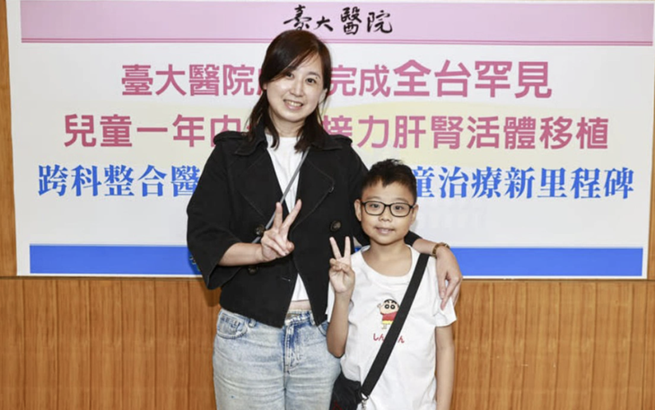 Bố mẹ Thái Lan bỏ quên con gái 6 tuổi ở cây xăng - Ảnh 3.