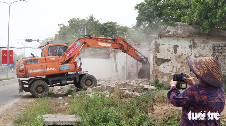Cửa Lò gỡ 'nút thắt cổ chai' ở dự án đường 310 tỉ đồng - Ảnh 3.