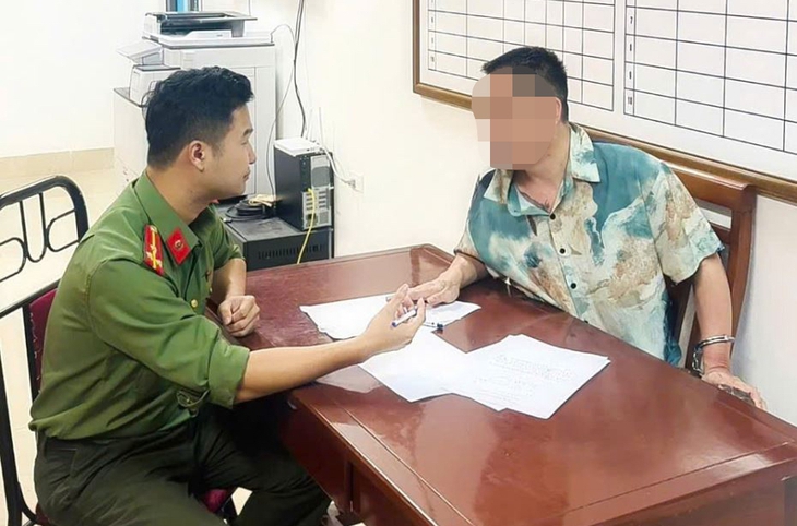 nổ súng - Ảnh 2.