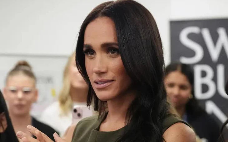 Meghan Markle gây phẫn nộ vì lợi dụng con cái để kiếm tiền - Ảnh 7.