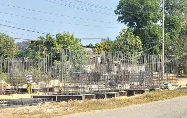 Mở rộng đường nối Dung Quất - Chu Lai: Gỡ điểm nghẽn, mở toang cửa ngõ liên vùng - Ảnh 4.