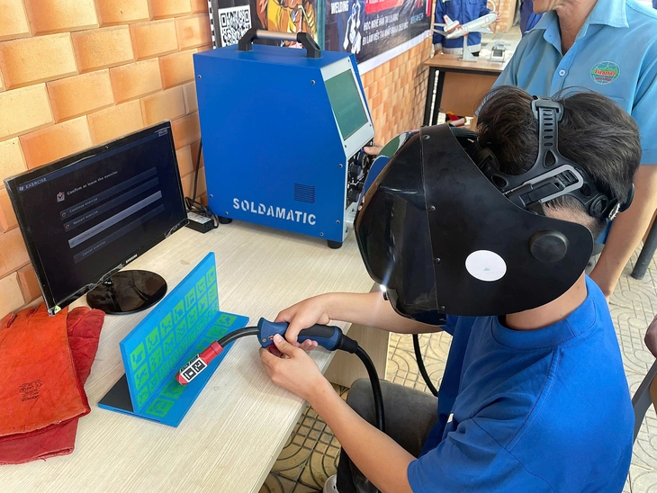 Học cao đẳng: Cơ hội việc làm và lộ trình liên thông đại học ra sao? - Ảnh 6.