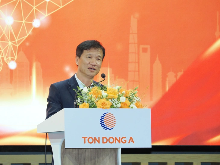 Tôn Đông Á - Ảnh 4.