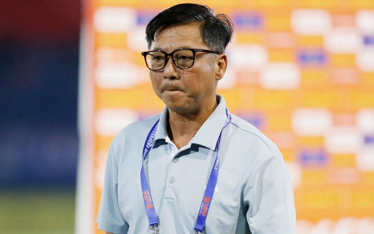 Thủ môn lãnh thẻ đỏ, CLB Đà Nẵng sắp bỏ cuộc chơi - Ảnh 3.