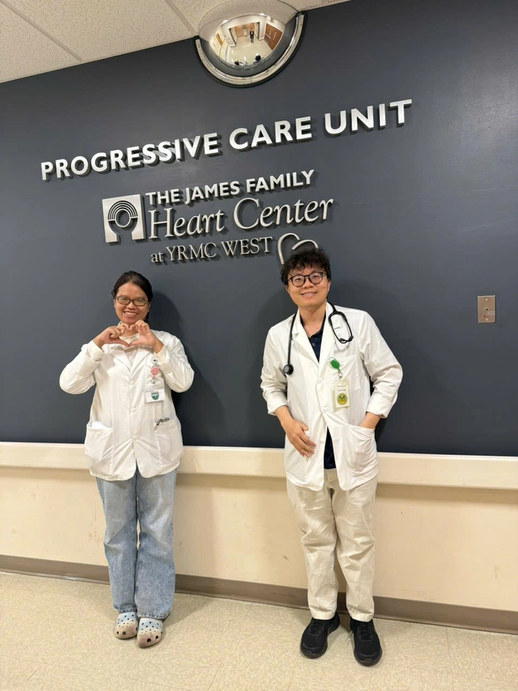 Từ giảng đường Tân Tạo đến bệnh viện Mỹ: Hành trình hơn 10 năm của một bác sĩ trẻ Việt Nam - Ảnh 2.