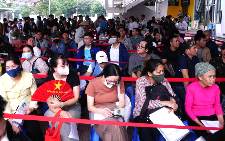 Sở Xây dựng Hà Nội lên tiếng vụ 'dân khu chung cư cao cấp' bốc thăm mua nhà ở xã hội - Ảnh 2.