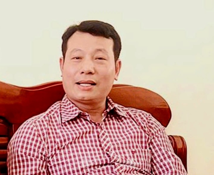 Tạm đình chỉ hiệu trưởng trường tiểu học để điều tra dấu hiệu 'chạy' hợp đồng - Ảnh 1.