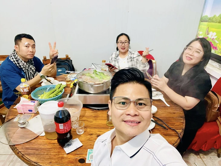 lẩu gà - Ảnh 3.