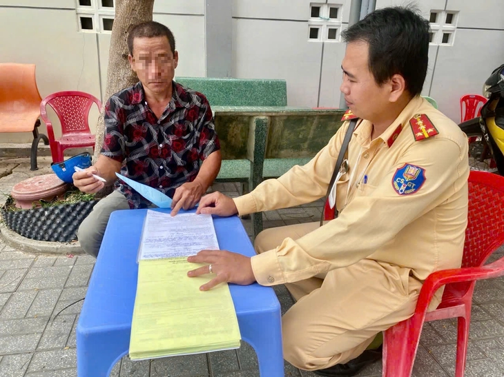 giao thông - Ảnh 2.