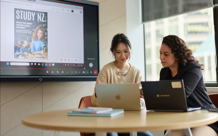 Dạo bước trong khuôn viên đại học xanh bậc nhất Trung Quốc - Ảnh 13.