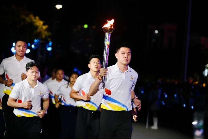 đại hội thể dục thể thao - Ảnh 2.