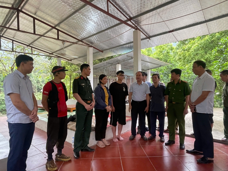 Bị lạc giữa rừng Tam Đảo, nam sinh viên được tìm thấy thế nào? - Ảnh 5.