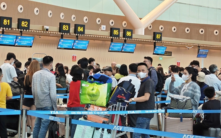 Hãng bay giảm chuyến vì chi phí tăng, ACV tìm cách ổn định nguồn thu - Ảnh 3.