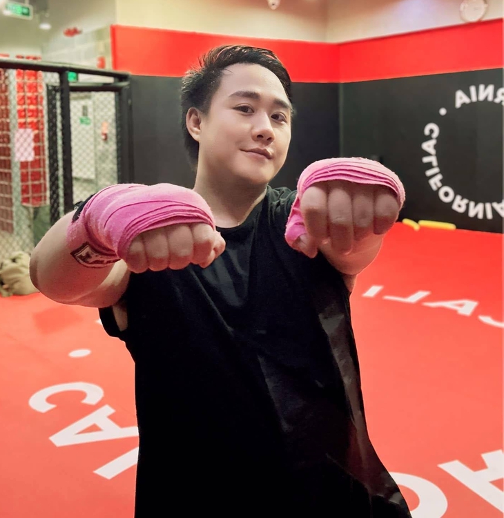 Trung Quân Idol mê pickleball, thích boxing - Ảnh 3.