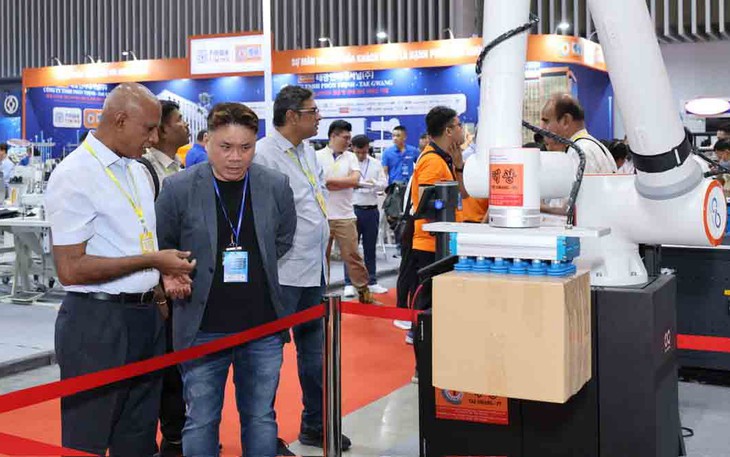 'Chìa khóa' dữ liệu giúp doanh nghiệp chuyển đổi xanh hiệu quả - Ảnh 2.