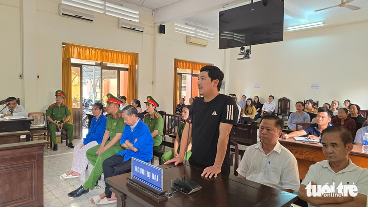 Trả hồ sơ điều tra bổ sung về vai trò của cựu trưởng Công an Phú Quốc - Ảnh 3.