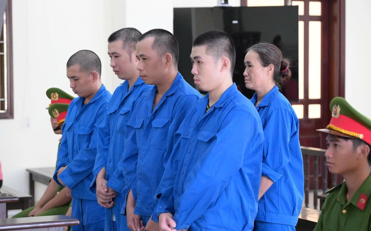 Thấy người tình cũ ướt mưa ven đường nên rủ về phòng trọ nghỉ, tình cũ nổi cơn ghen bóp cổ chết - Ảnh 3.