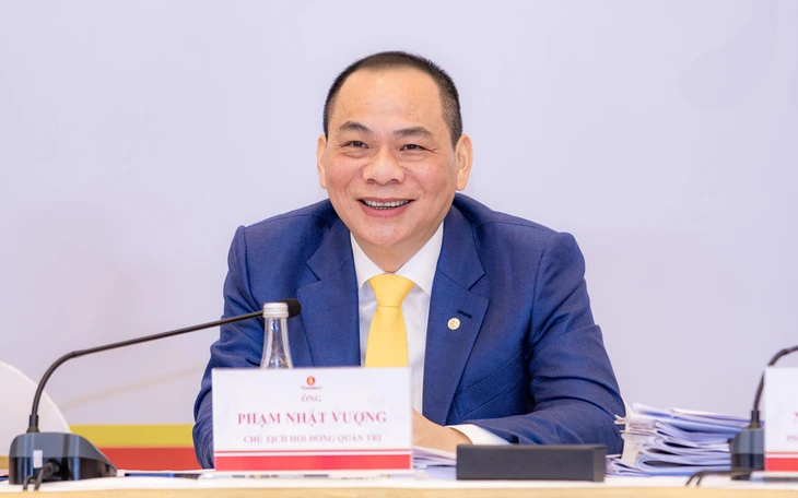 Cổ phiếu VIC tím trần ngày Vingroup họp cổ đông, VN-Index tăng hơn 23 điểm - Ảnh 2.