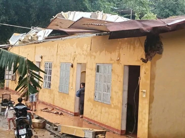 Mưa đá trên đỉnh Fansipan - Ảnh 6.