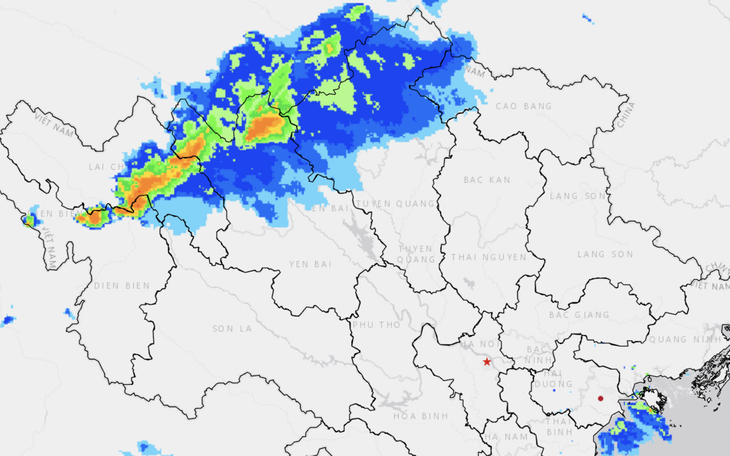 Mưa đá trên đỉnh Fansipan - Ảnh 2.