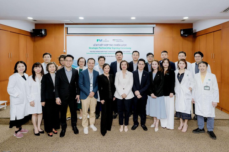 Long Châu hợp tác Bệnh viện FV đưa kiến thức y khoa dễ hiểu đến gần hơn với cộng đồng - Ảnh 4.